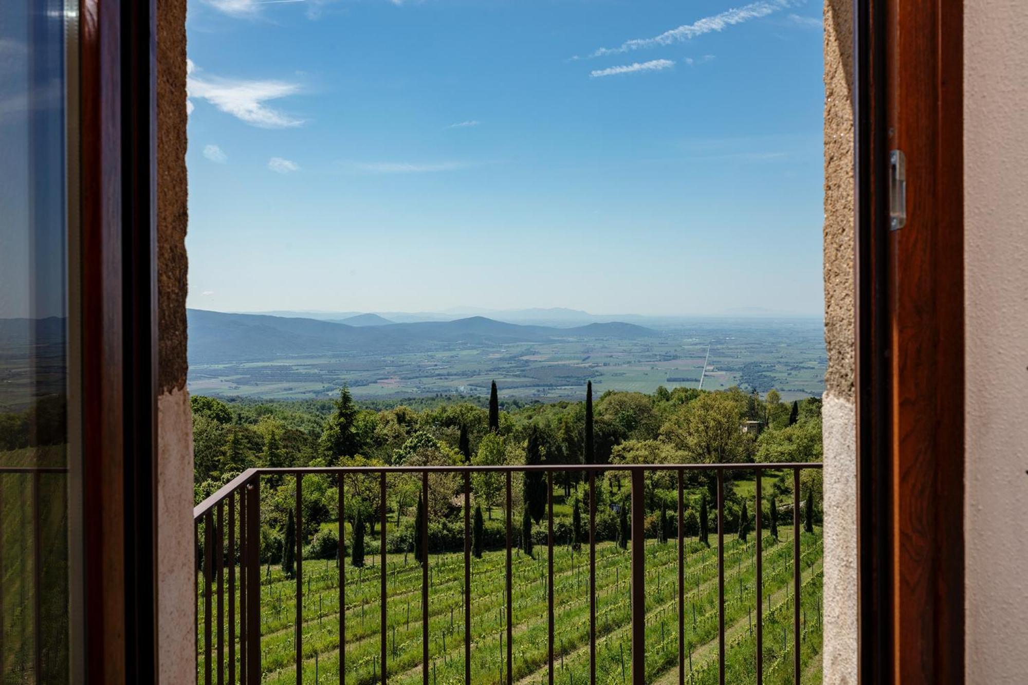 Valdonica Winery Fine Dine & Wine Hotel Sassofortino Exterior photo